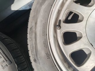 Neumáticos con llantas R15 BMW 225/60/r15
