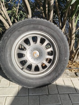 Neumáticos con llantas R15 BMW 225/60/r15