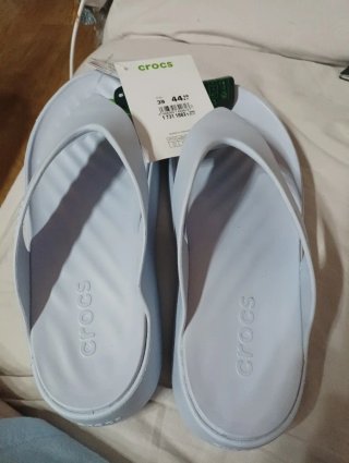Crocs en azul cielo talla 39 de dedo