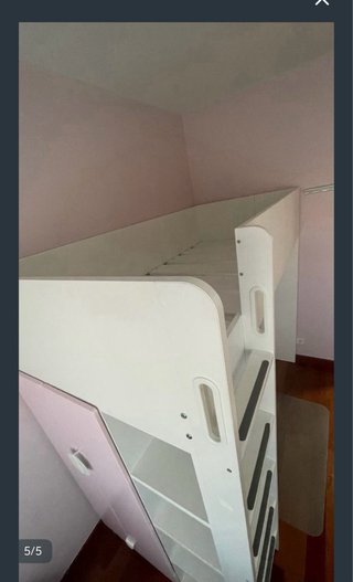 Litera Ikea SMASTAD con escritorio