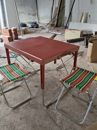 Maleta mesa plegable con 4 sillas camping