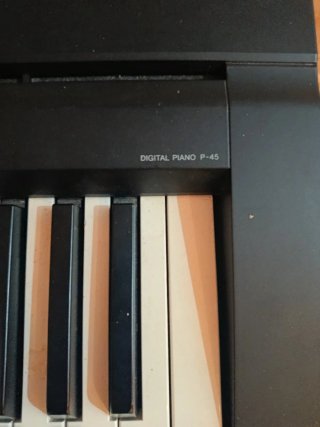 Piano Yamaha P-45