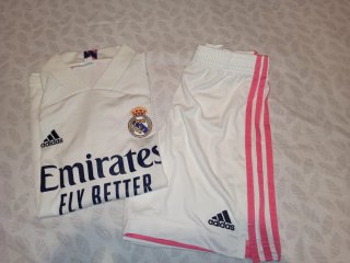 Conjunto Real Madrid 11-12 años