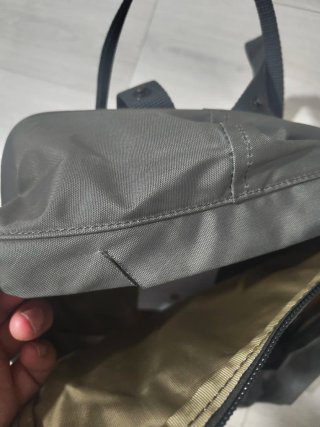 Mochila FjallRaven Kanken nueva (gris/verde)