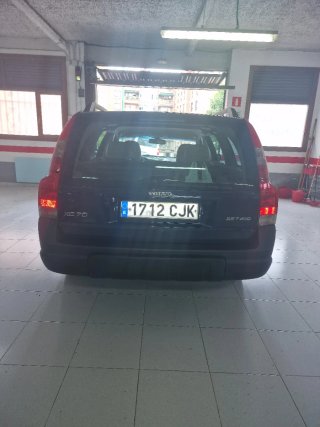 Volvo XC70 2003