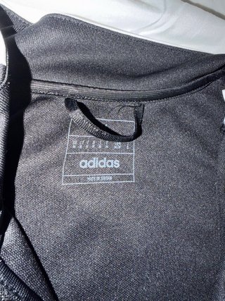 Chaqueta Adidas Aeroready Negra y Blanca