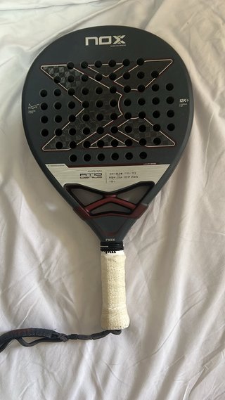 Pala Padel Nox AT10 genius Tapia 2025 12k