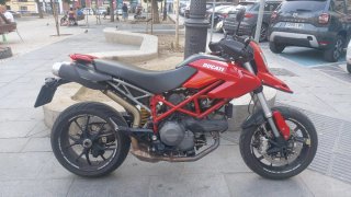Ducati Hypermotard 796