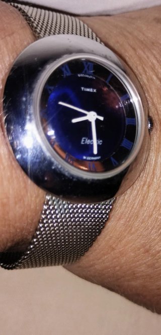 Orologio Timex Electric UFO 1974 da collezionismo.