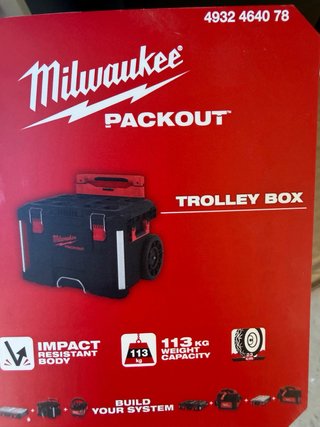 Milwaukee PACKOUT Trolley Box