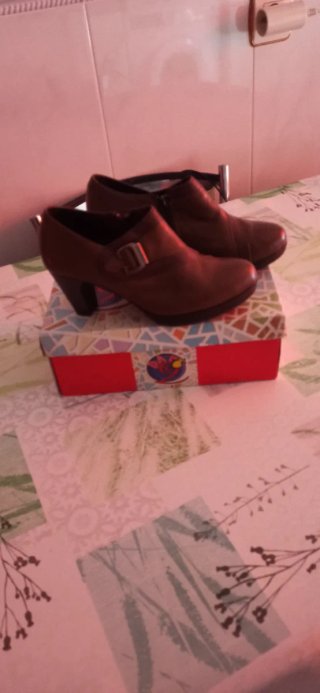 Botines Piel Marrón Talla 37 Nuevos