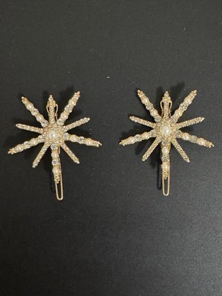 Horquillas Estrella Dorada Perlas y Brillantes
