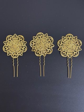 Horquillas Doradas Florales para Eventos (3 uds)