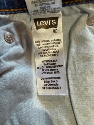 Pantalón Levi's 519 Slim Fit Azul