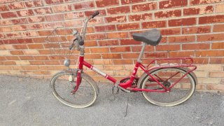 Bicicleta roja vintage