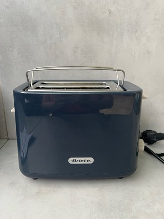NUEVA. Tostadora Ariete Gris Noche