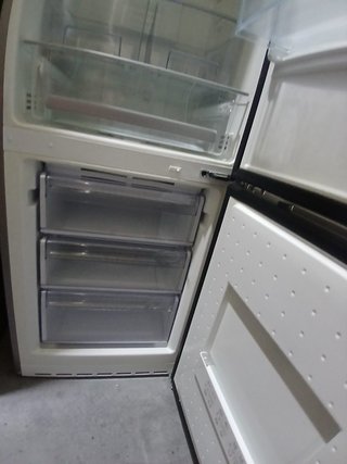 Frigorífico Bosch Negro Cristal A+++ No Frost NUEV