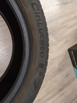 Neumático 215/50 R18