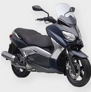 Araña frontal carenado Yamaha Xmax 250 (2010-2013)
