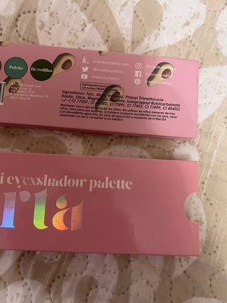 Paleta de sombras Marta x Krash Cosmetics