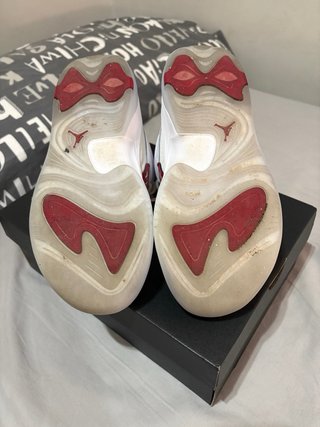 Sneakers Jordan Rosse e Bianche