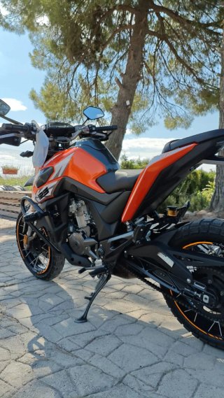 Zontes U1 125 Naranja/Negra.