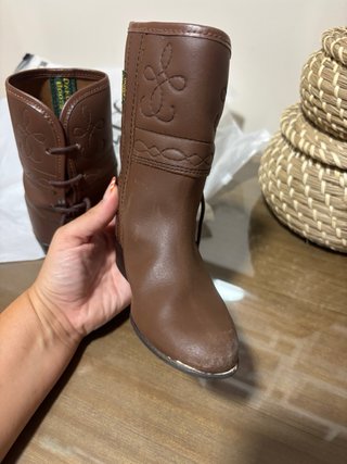 Botas de niño marrones