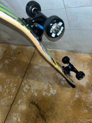 Monopatín Skate con Diseño Gráfico