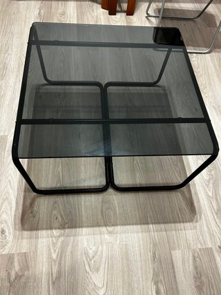 Mesa centro cristal y metal estilo industrial