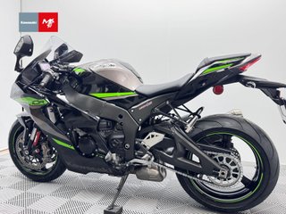 KAWASAKI ZX 10R 2024 19300 kms.