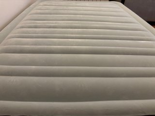 Colchón Hinchable Doble Intex (12)