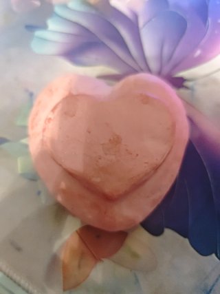 Bol de arcilla corazón.