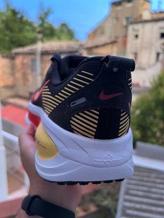 Nike Vomero 18 Talla 47