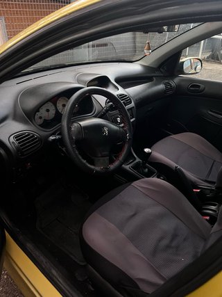 Peugeot 206 2004