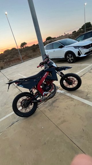Rieju MRX 88 Xtreme CAMBIO POR JOG RR PREPARADA