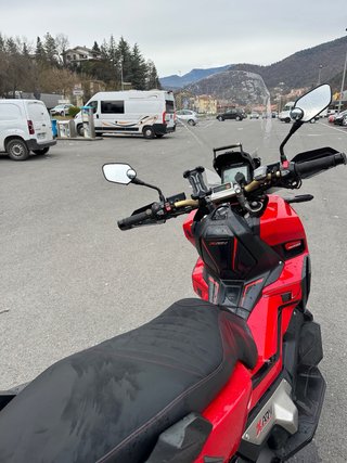 Honda X-ADV 750 - 29000km Full Extras