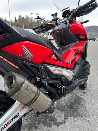 Honda X-ADV 750 - 29000km Full Extras