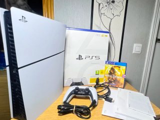 PS5 Slim 1TB con Lector