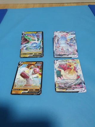 30 Cartas Pokémon VMAX V VSTAR