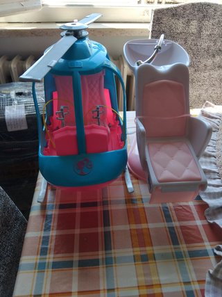 Elicottero e poltrona parrucchiera Barbie