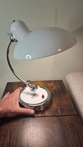Lámpara blanco brillante de estilo retro!