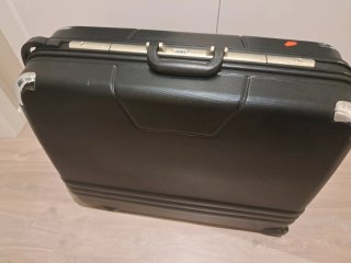 Maleta muy grande XL con ruedas