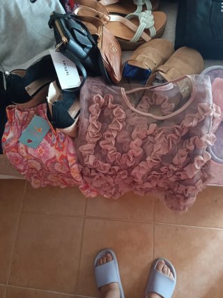Ropa varias piezas casi todas con etiquetas son 30