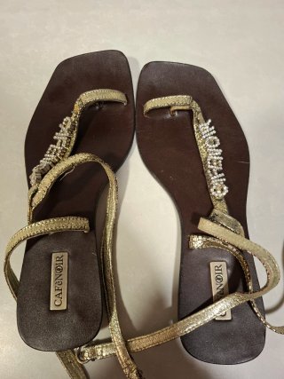 Sandalias