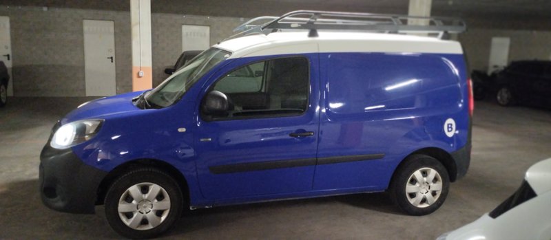 Renault Kangoo eléctrica 2020 batería propia 33kw - foto 1