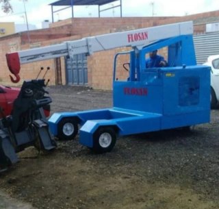 Grúa 5000 kg 9m Diesel