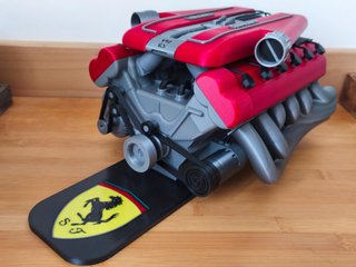 Motor Ferrari V12 6.5