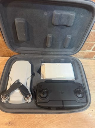 Dron DJI Mavic Mini + Mando