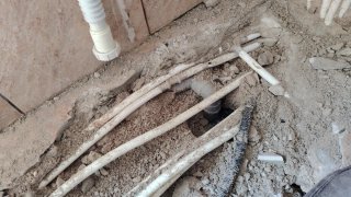 servicios de fontanería y electricidad