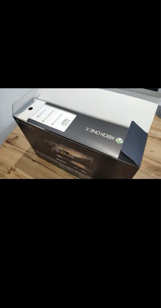 Xbox One X - De colección - ¡La estrenas tú!